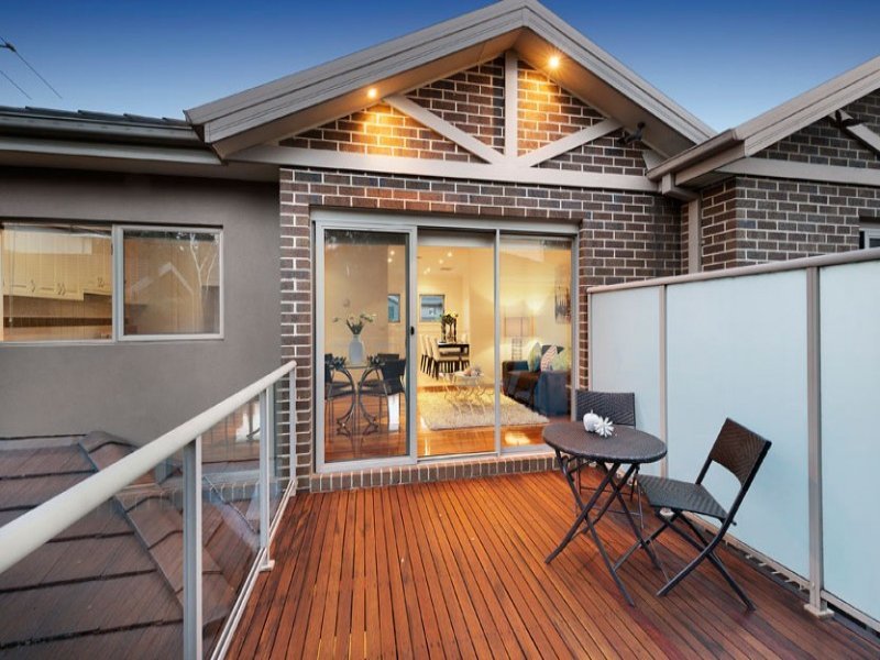 8 Kingswood Rise, Box Hill South image 9