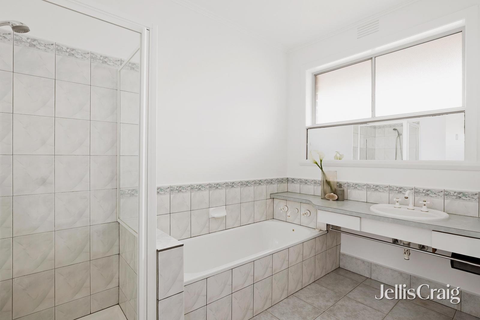 8 Kinnear Court, Montmorency image 12