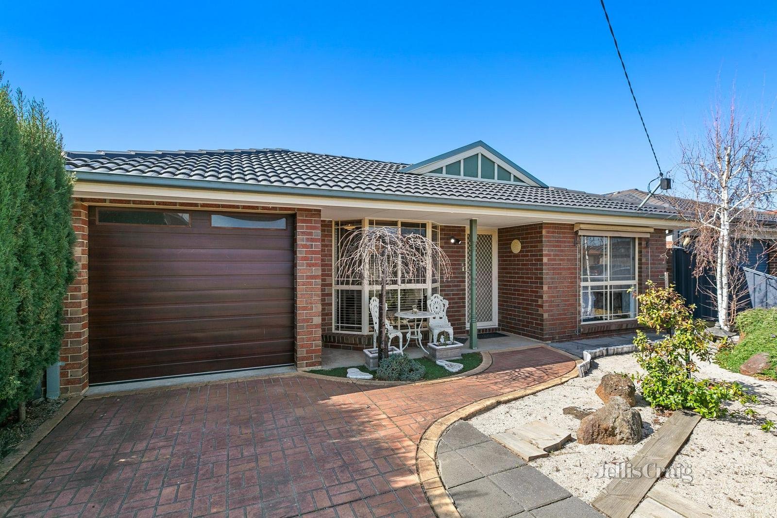 8 Knox Court, Altona Meadows image 1