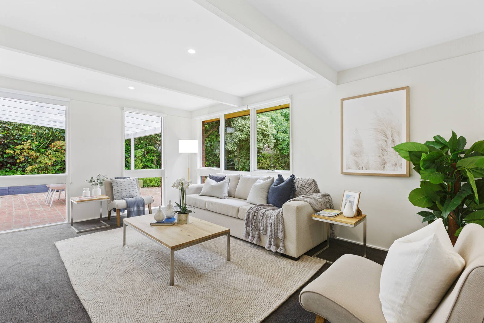 Property Gallery Thumbnail 3