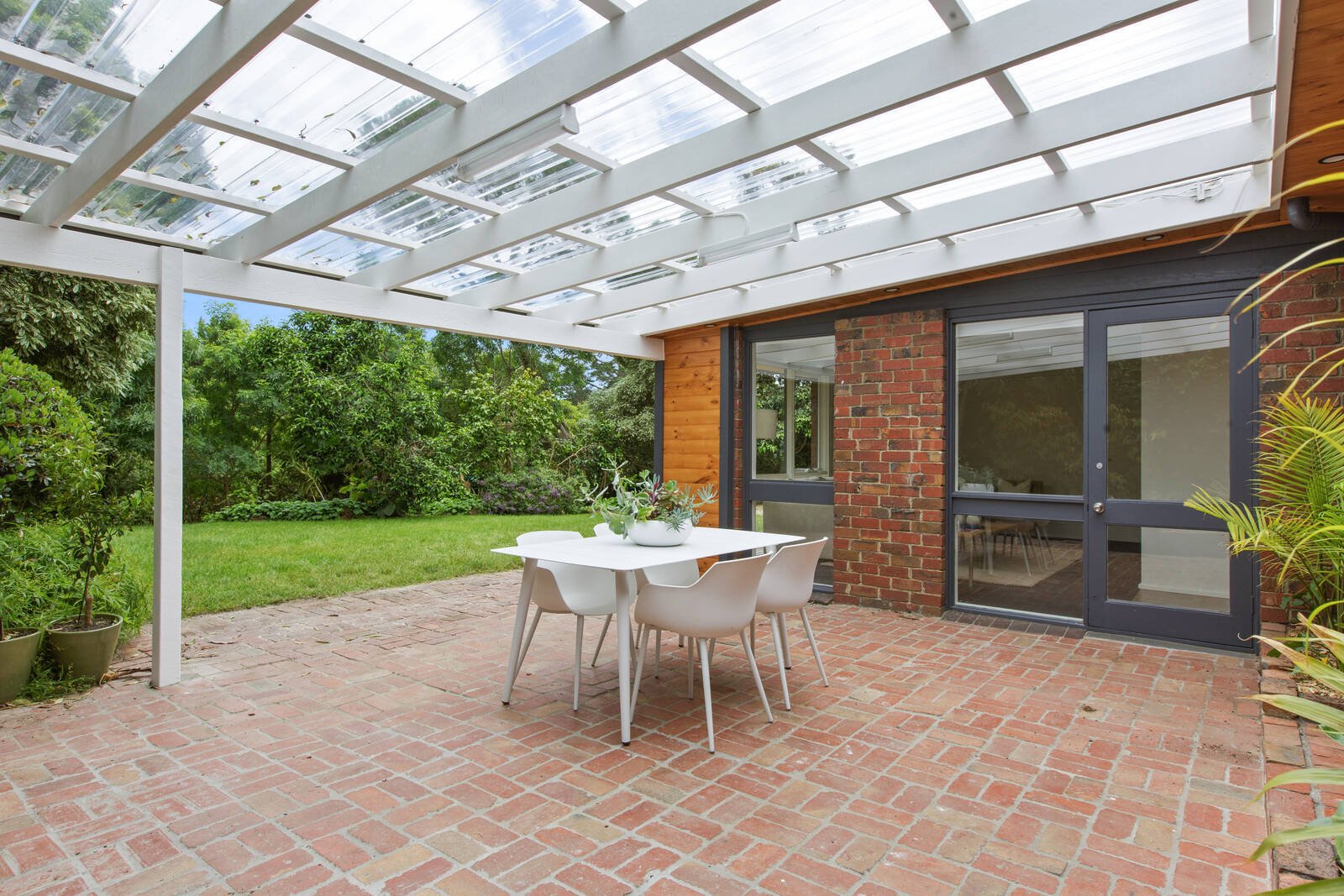 Property Gallery Thumbnail 8