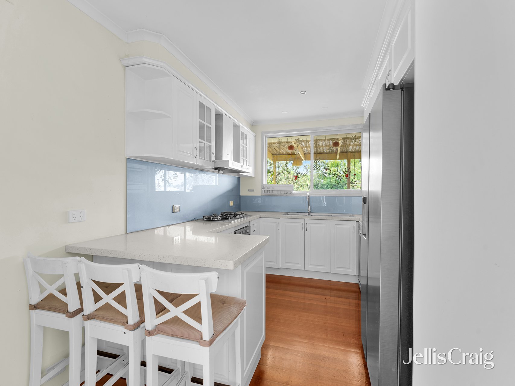 8 Kooringa Crescent, Wheelers&nbsp;Hill image 4