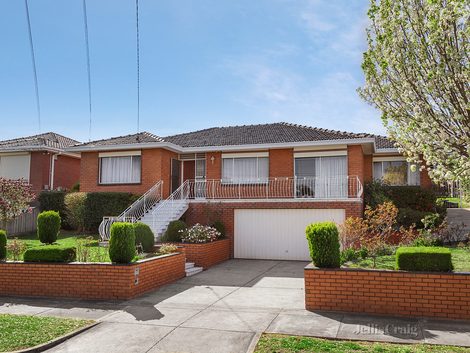 8 Lakeview Terrace, Templestowe Lower image 1