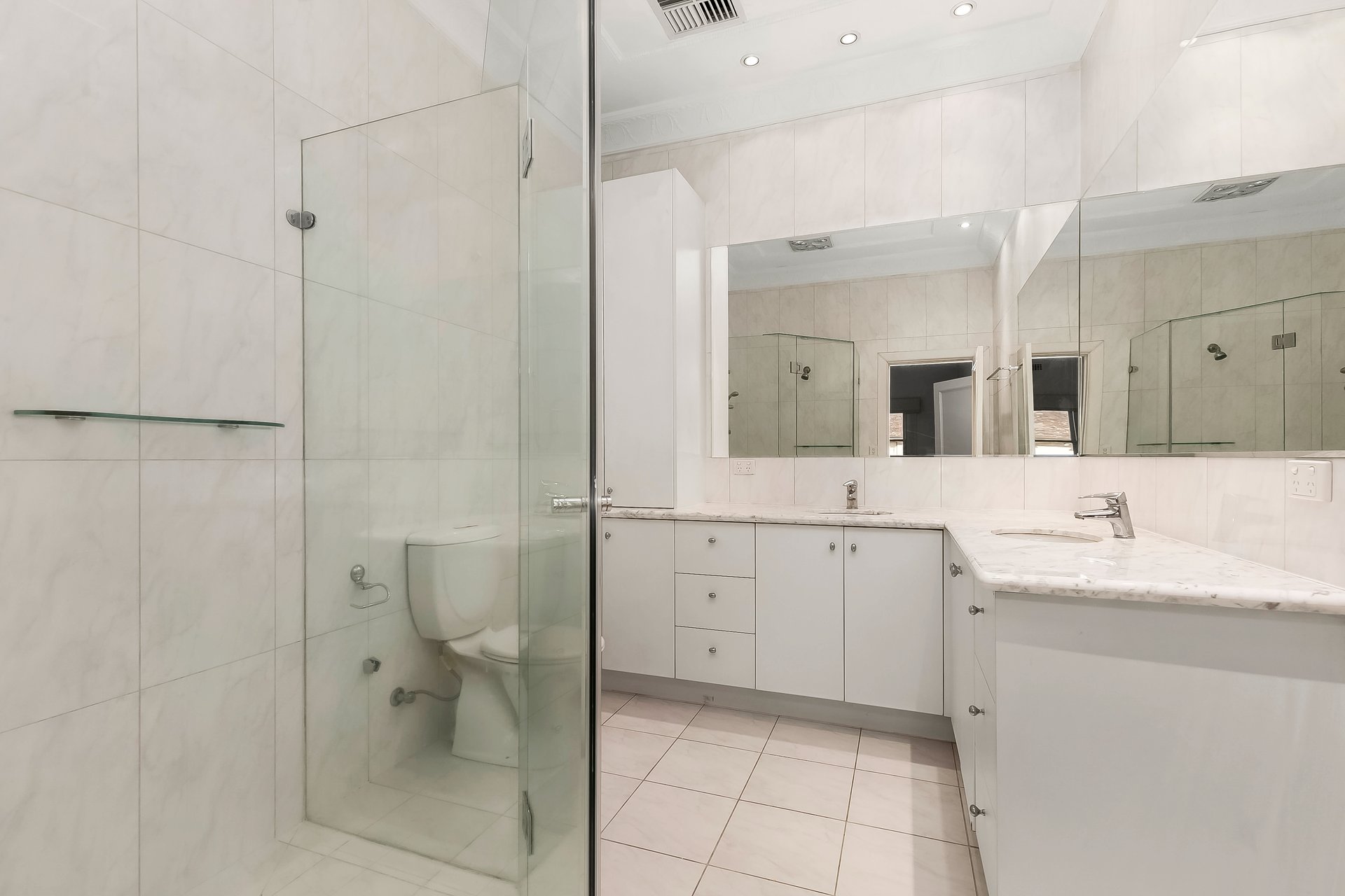 Property Gallery Thumbnail 5