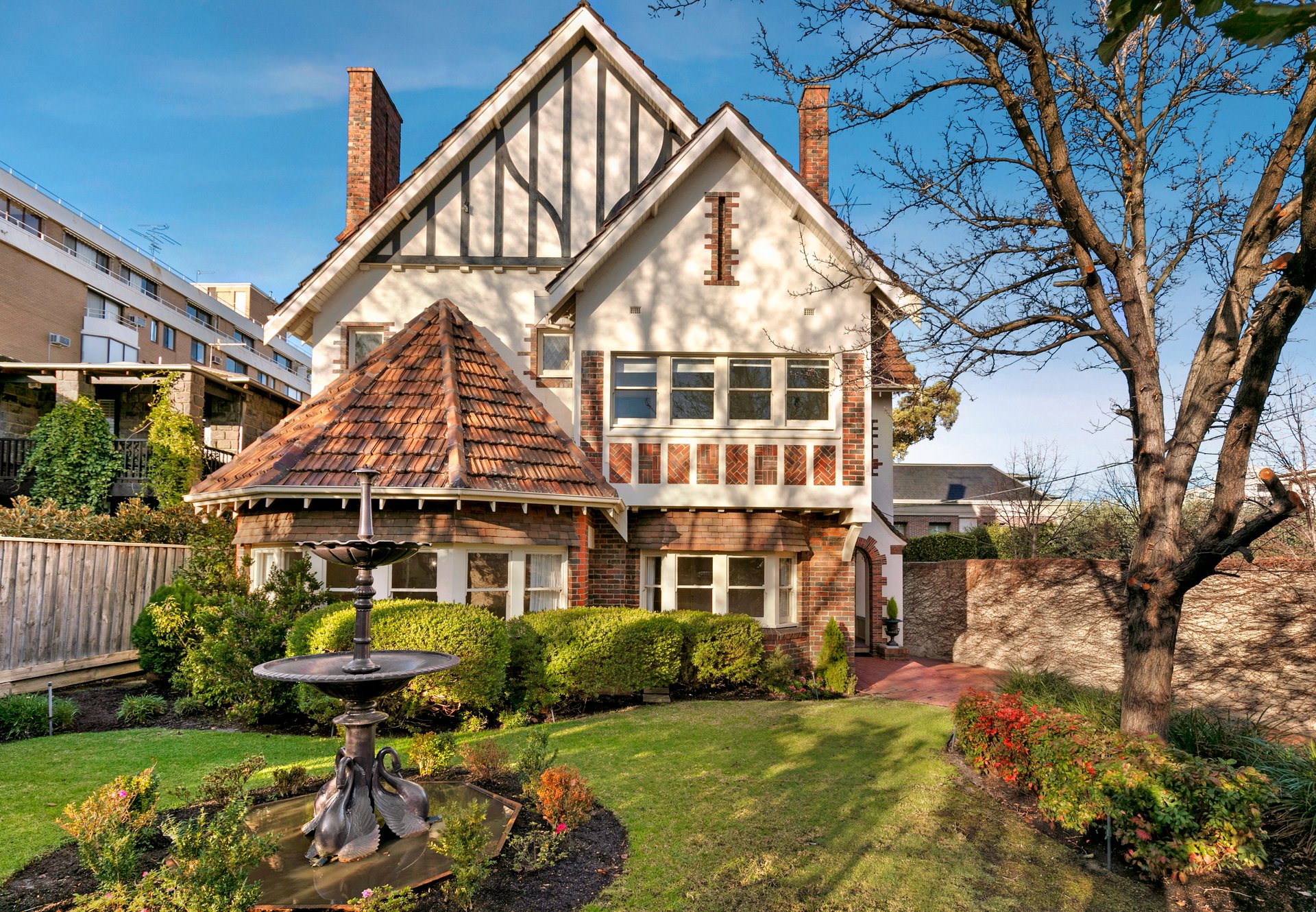 Property Gallery Thumbnail 6