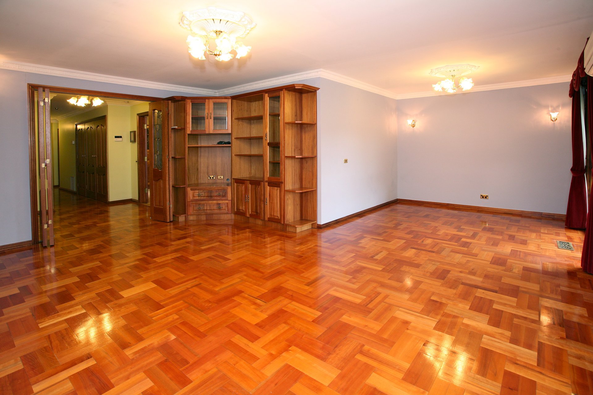 8 Lauriston Court, Mulgrave image 3