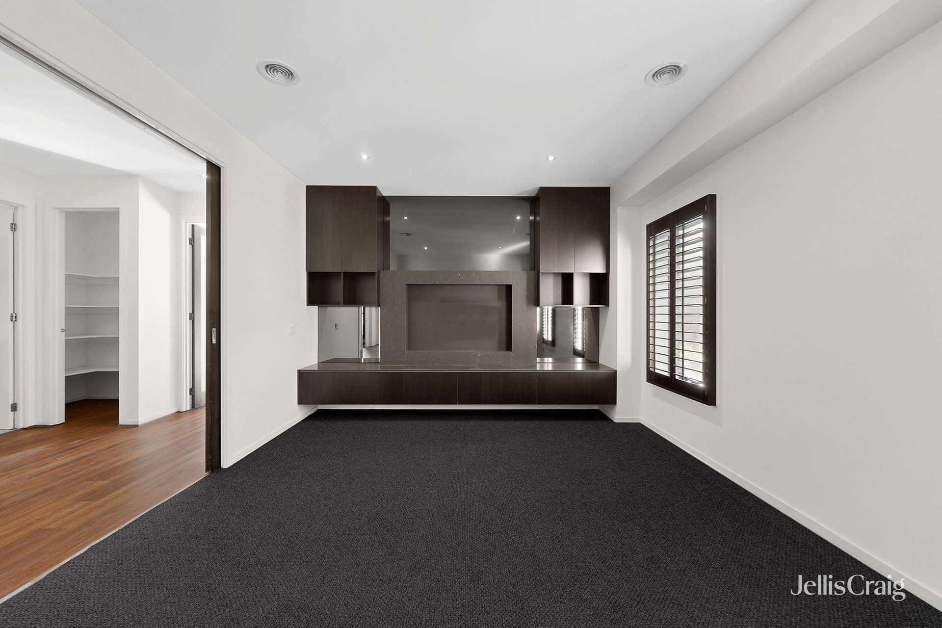 8 Lawson Street, Balwyn&nbsp;North image 5