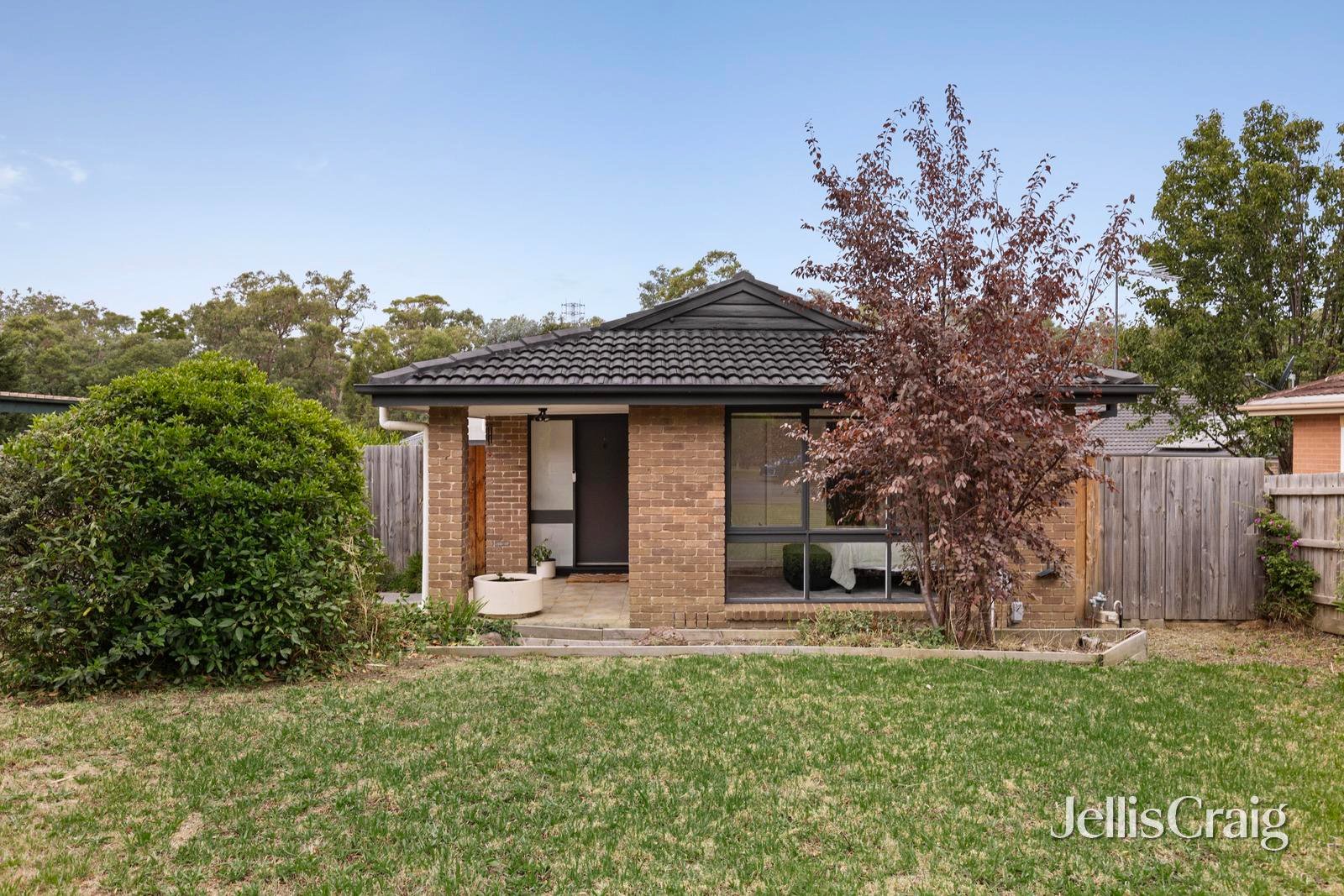 8 Lee-Ann Crescent, Croydon image 13