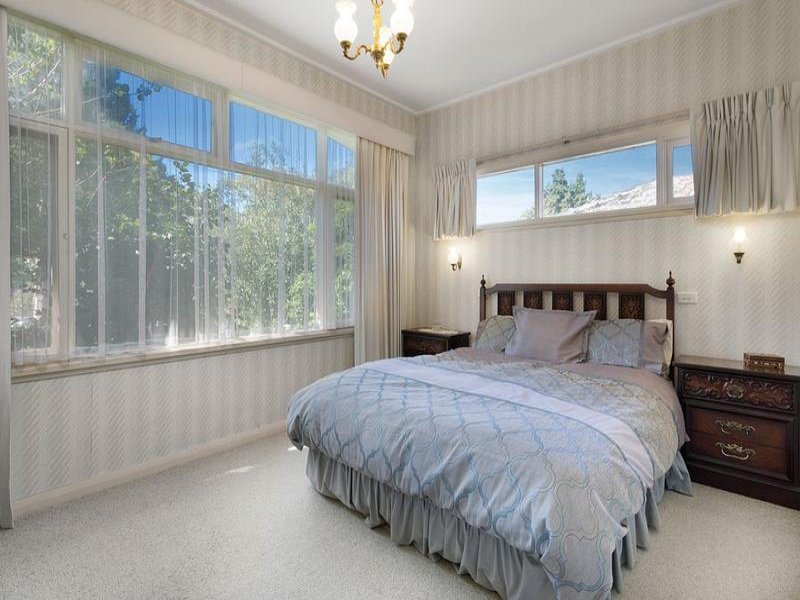 8 Lemon Road, Balwyn North image 5