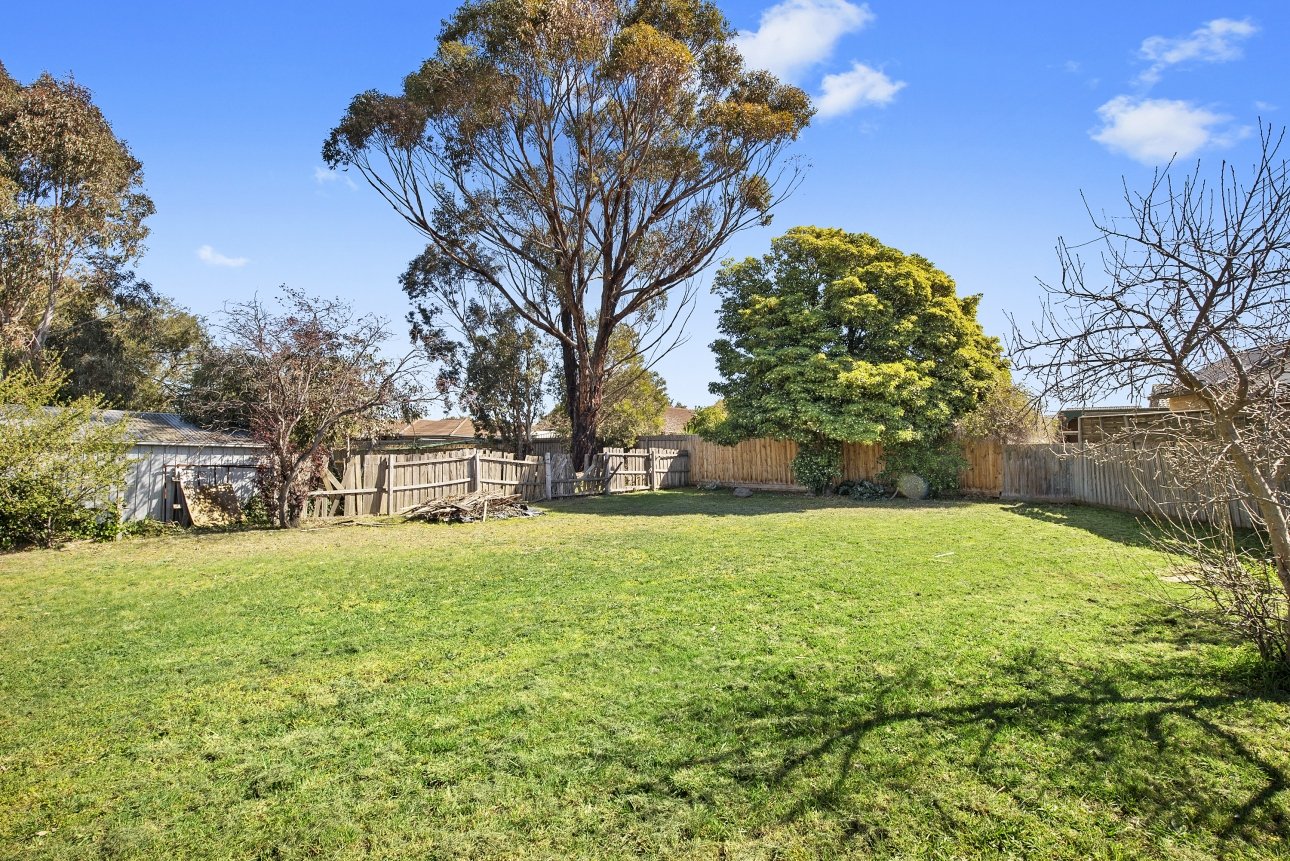 8 Lewis Court, Grovedale image 5