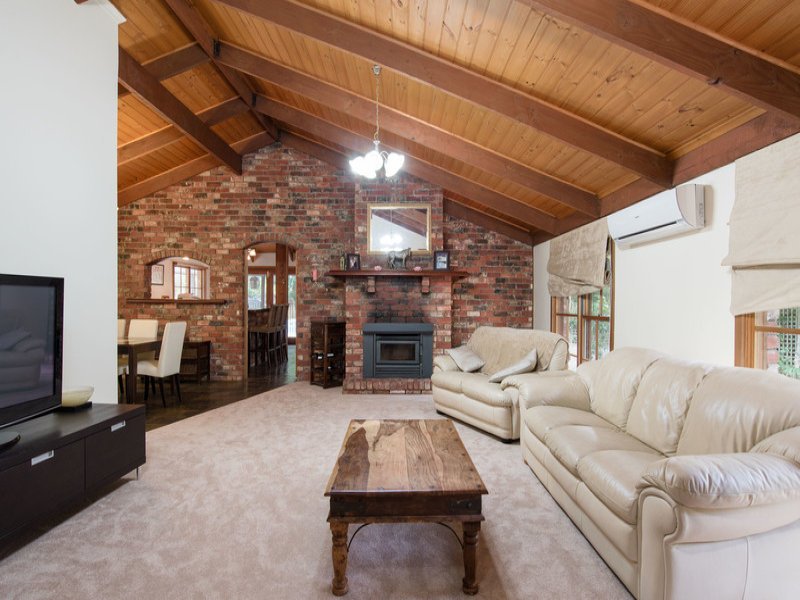 8 Lewis Road, Montrose image 5