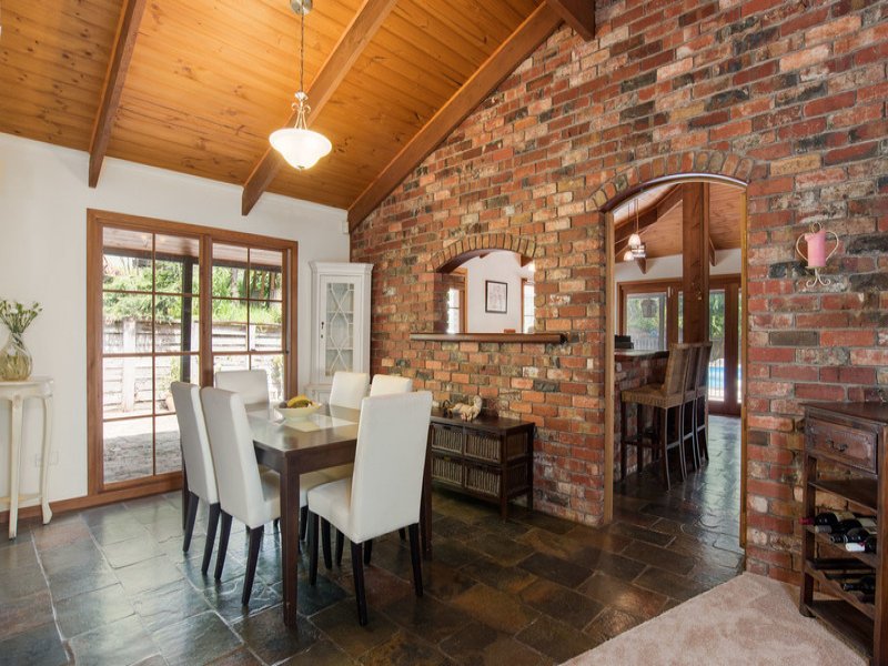 8 Lewis Road, Montrose image 6
