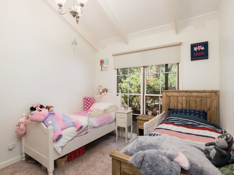 8 Lewis Road, Montrose image 15