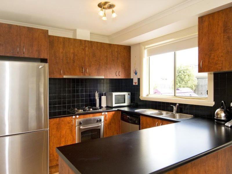 8 Lexia Place, Waurn Ponds image 2