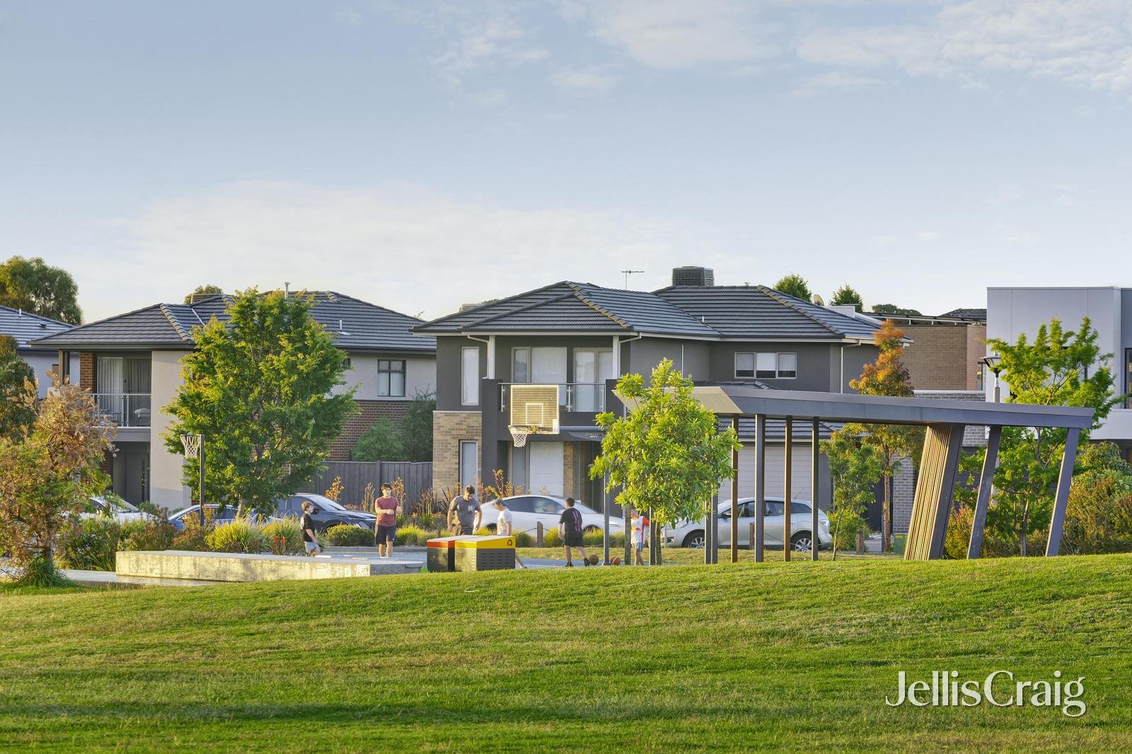 8 Livingstone Circuit, Mulgrave image 11