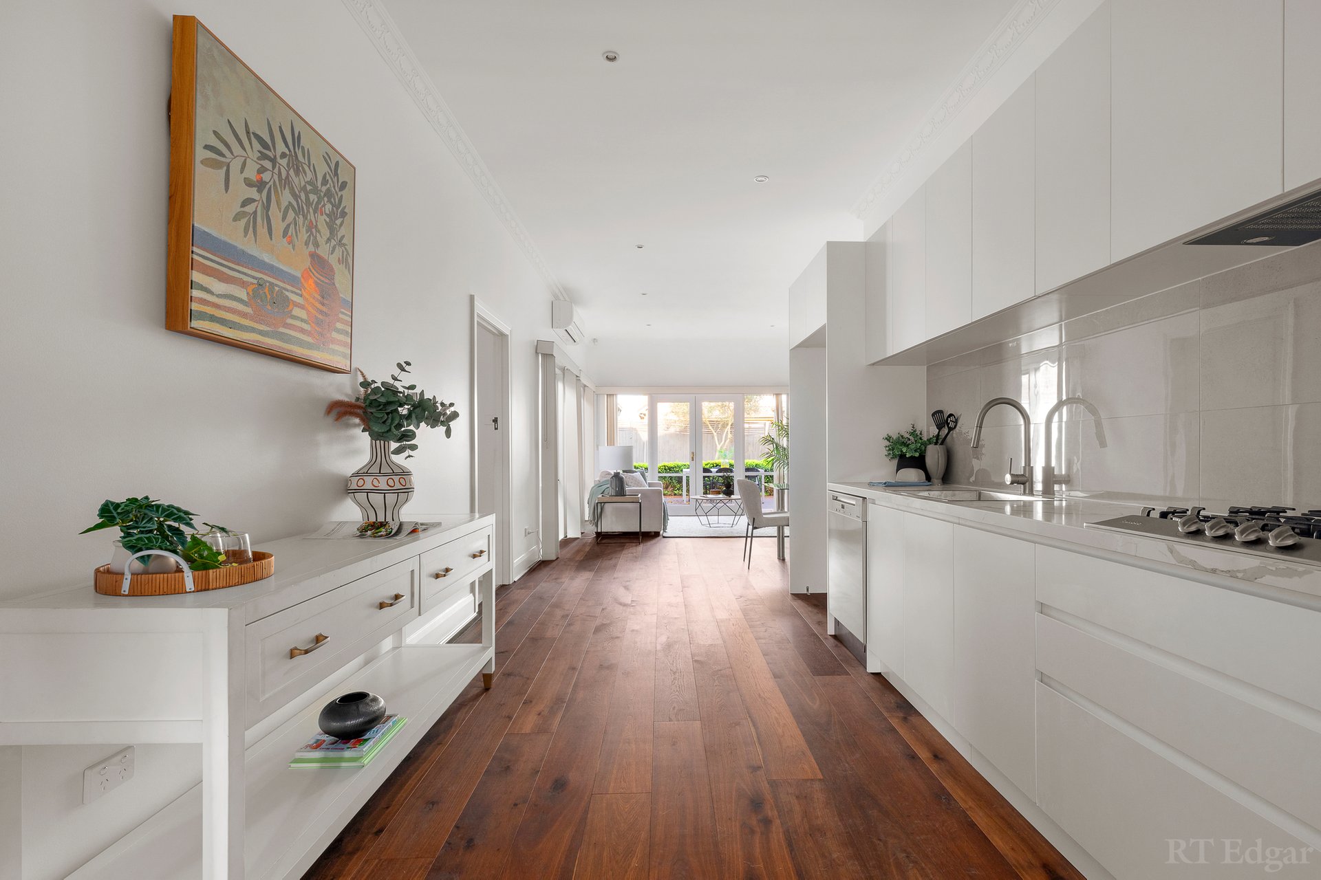 Property Gallery Thumbnail 9