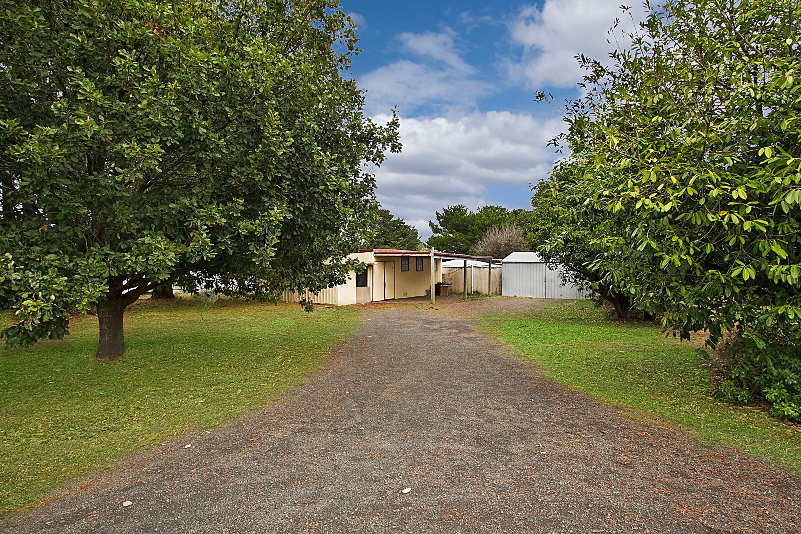8 Lodgewood Road, Woodend image 2