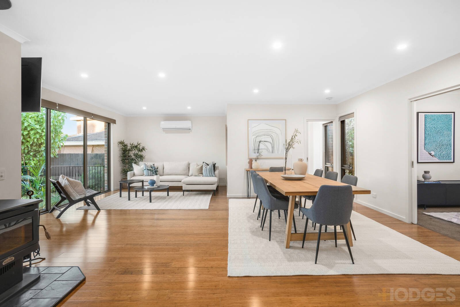 8 Logan Court Mentone