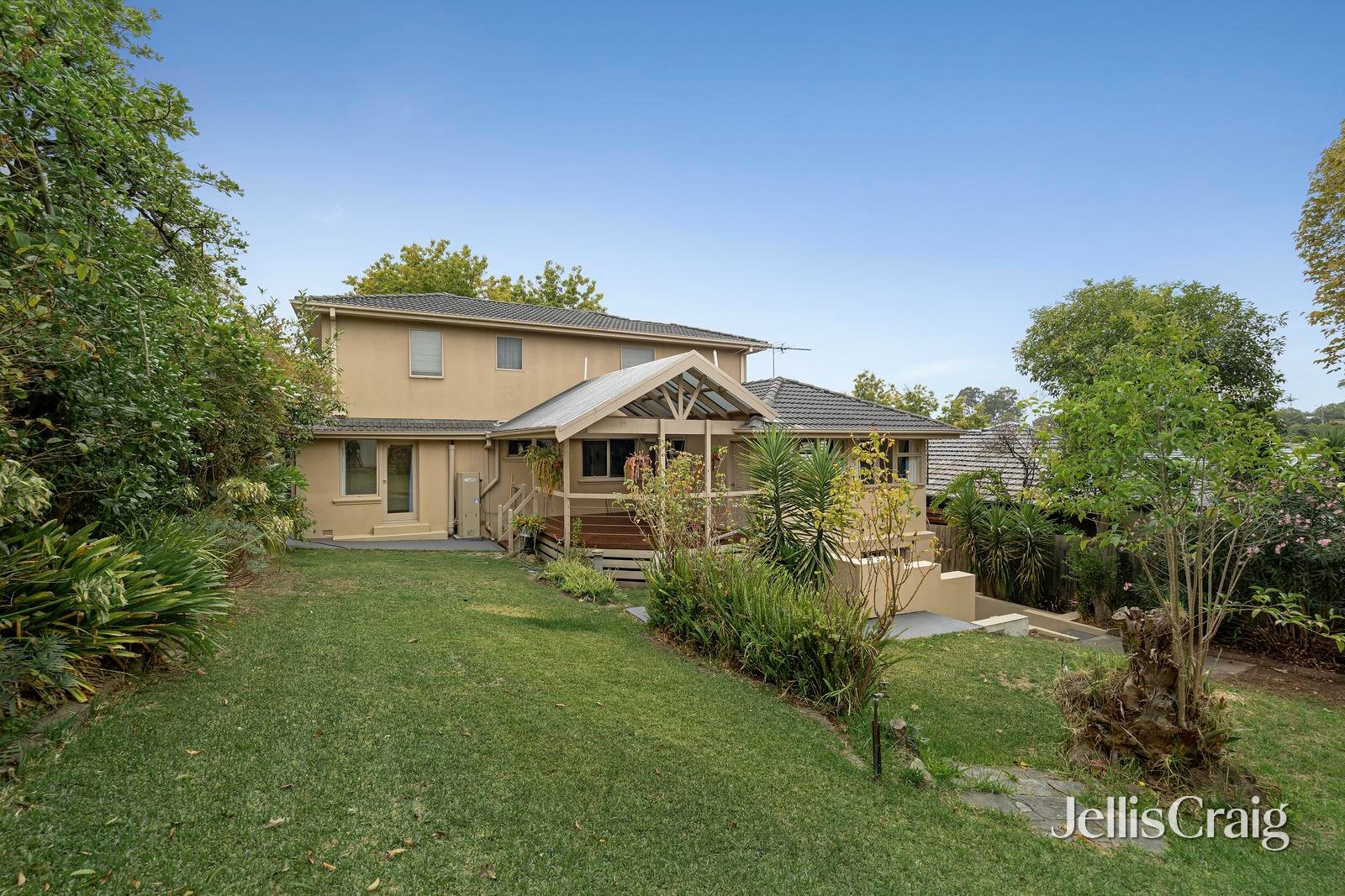 8 Lowan Avenue, Templestowe&nbsp;Lower image 10