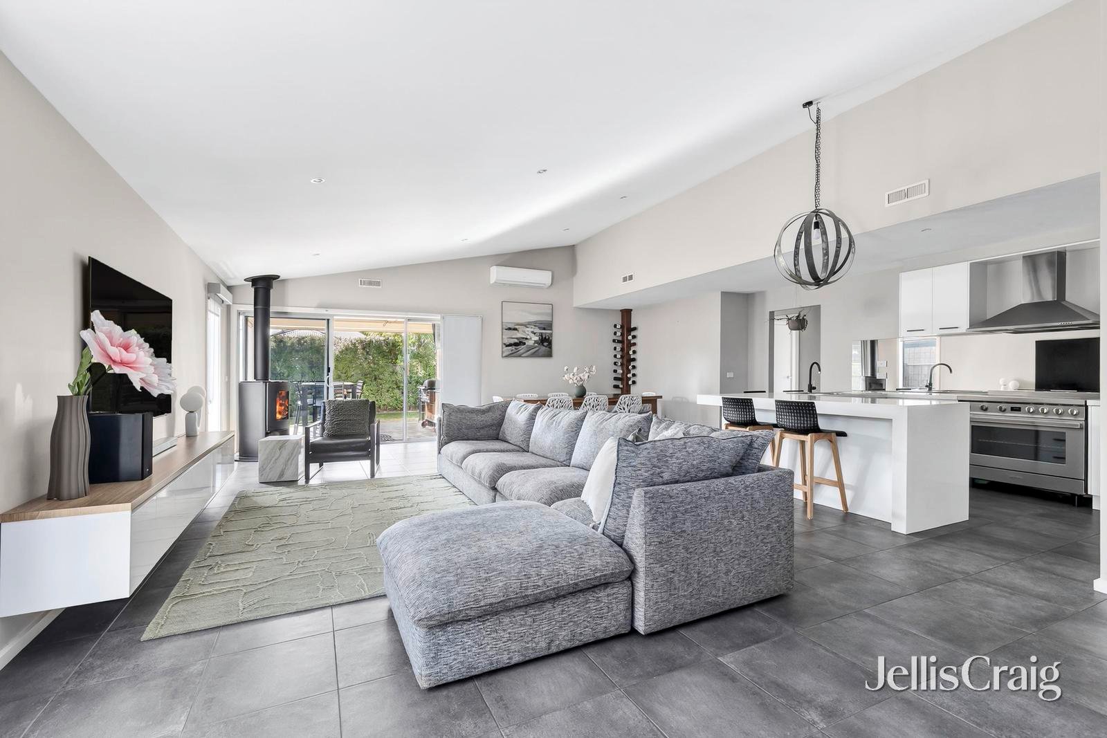 8 Lumford Street, Curlewis image 2