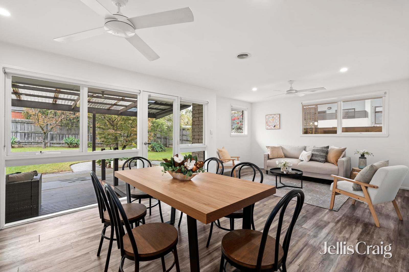 8 Luton Court, Rowville image 5