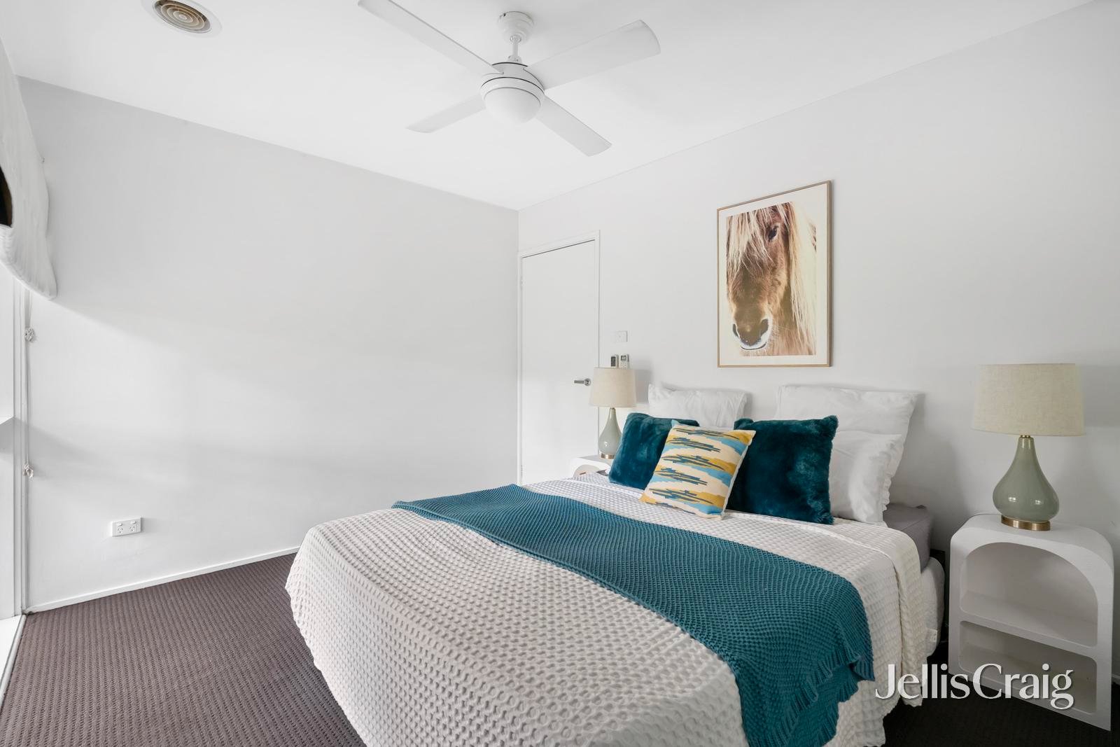 8 Luton Court, Rowville image 10