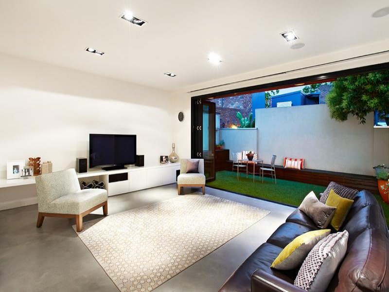 Property Gallery Thumbnail 3