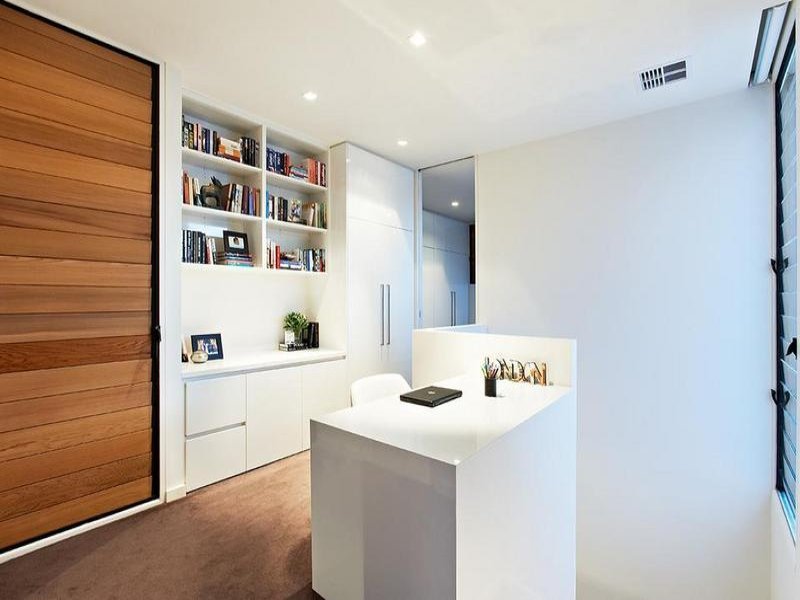 Property Gallery Thumbnail 7
