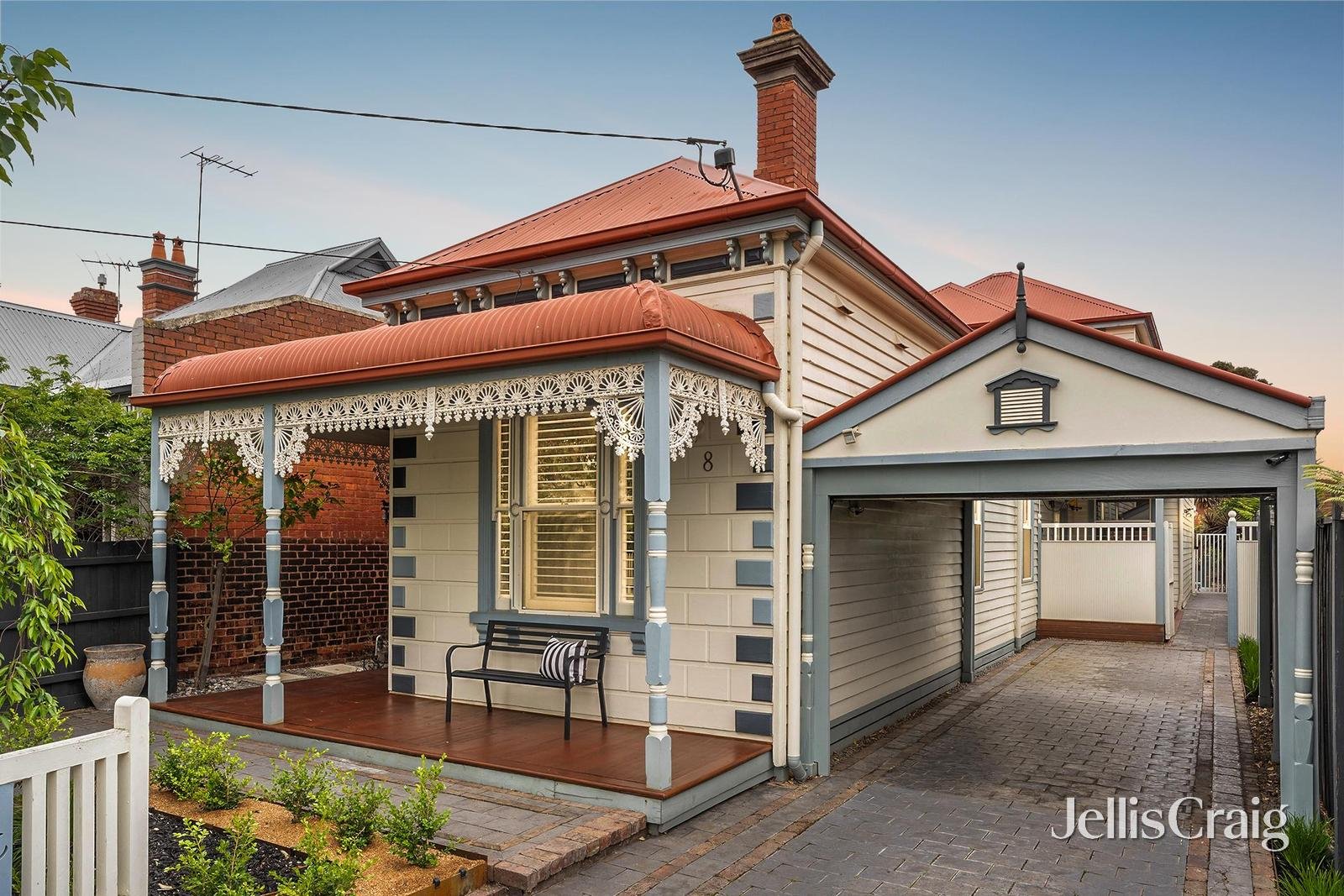8 Mackay Street, Essendon image 1