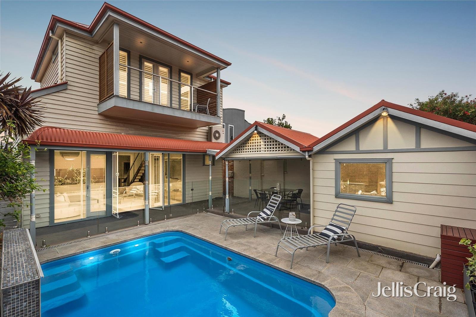 8 Mackay Street, Essendon image 15