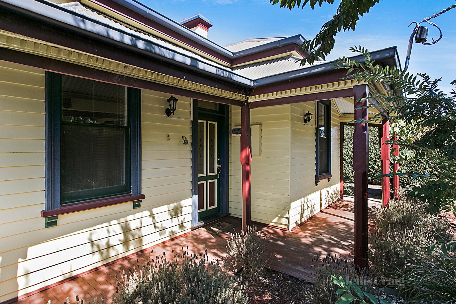 8 Mair Street, Kyneton image 2