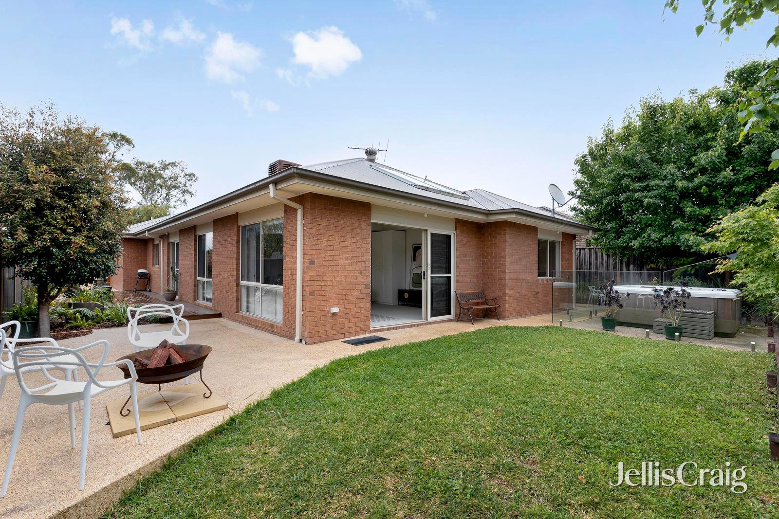 8 Mandalong Crescent, Doreen image 11