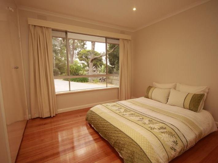 8 Maple Court, Ringwood East image 9