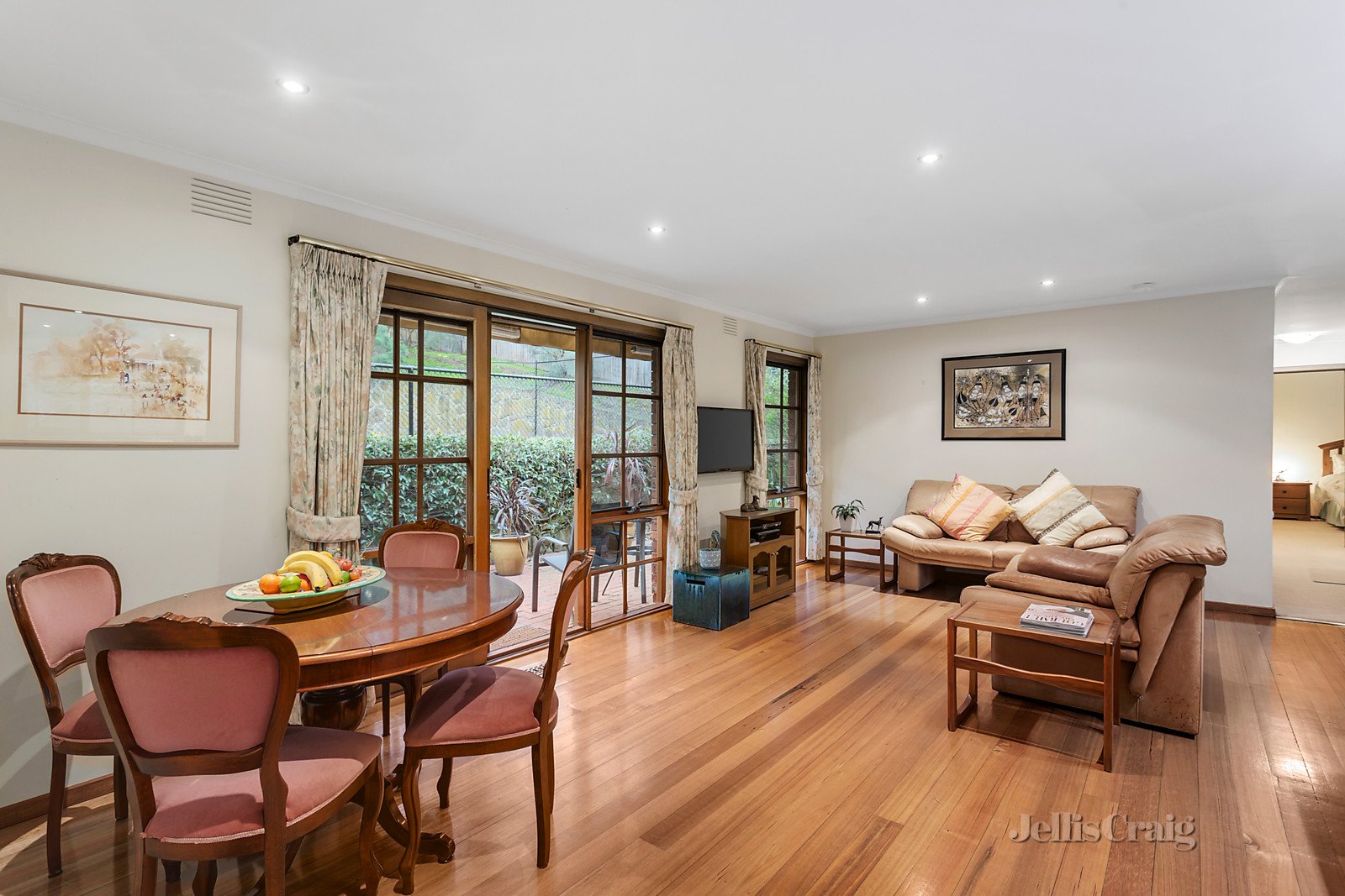 8 Marbert Court, North Warrandyte image 3