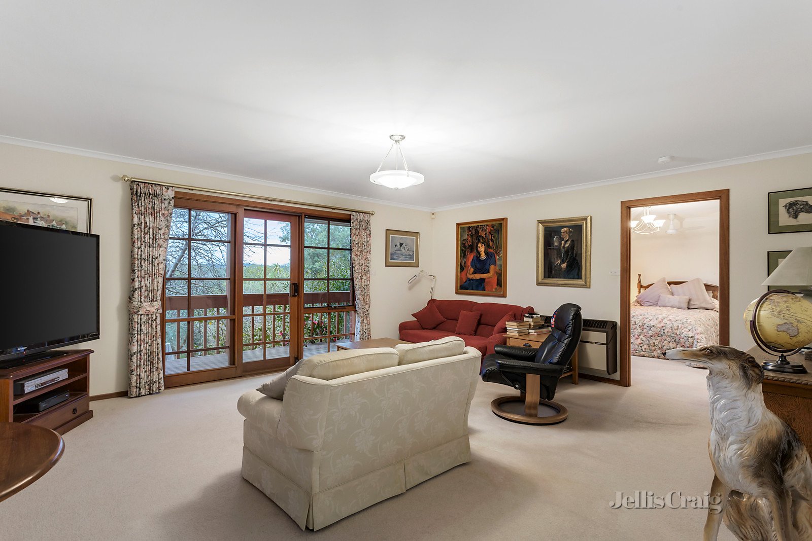 8 Marbert Court, North Warrandyte image 7