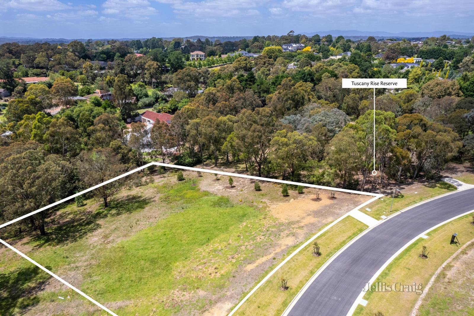 8 Marist Place, Templestowe image 8