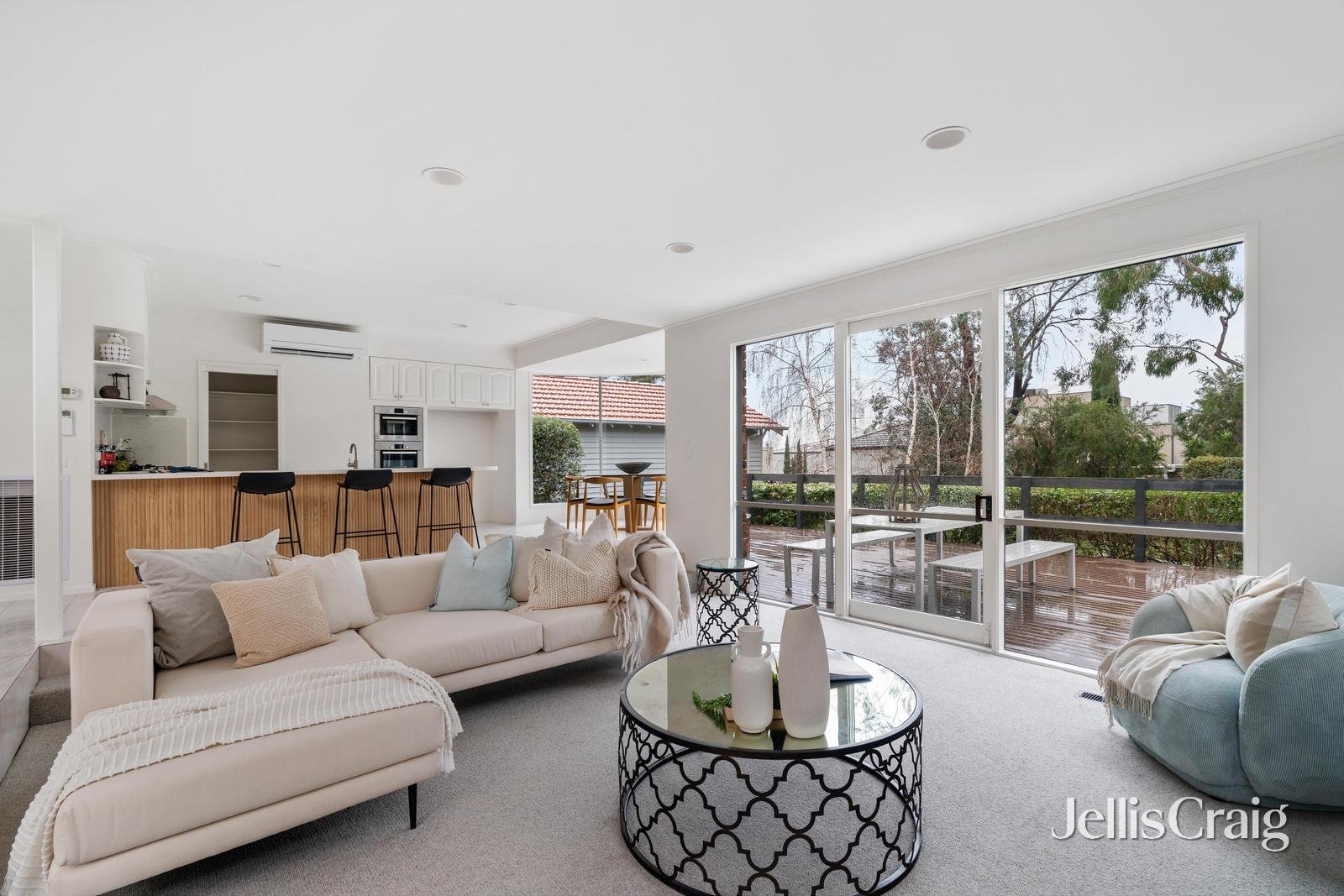 8 Martin Road, Glen Iris image 6