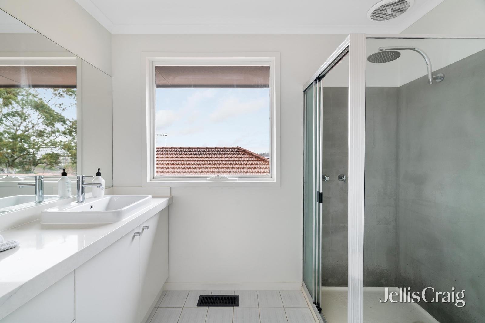 8 Martin Road, Glen Iris image 21