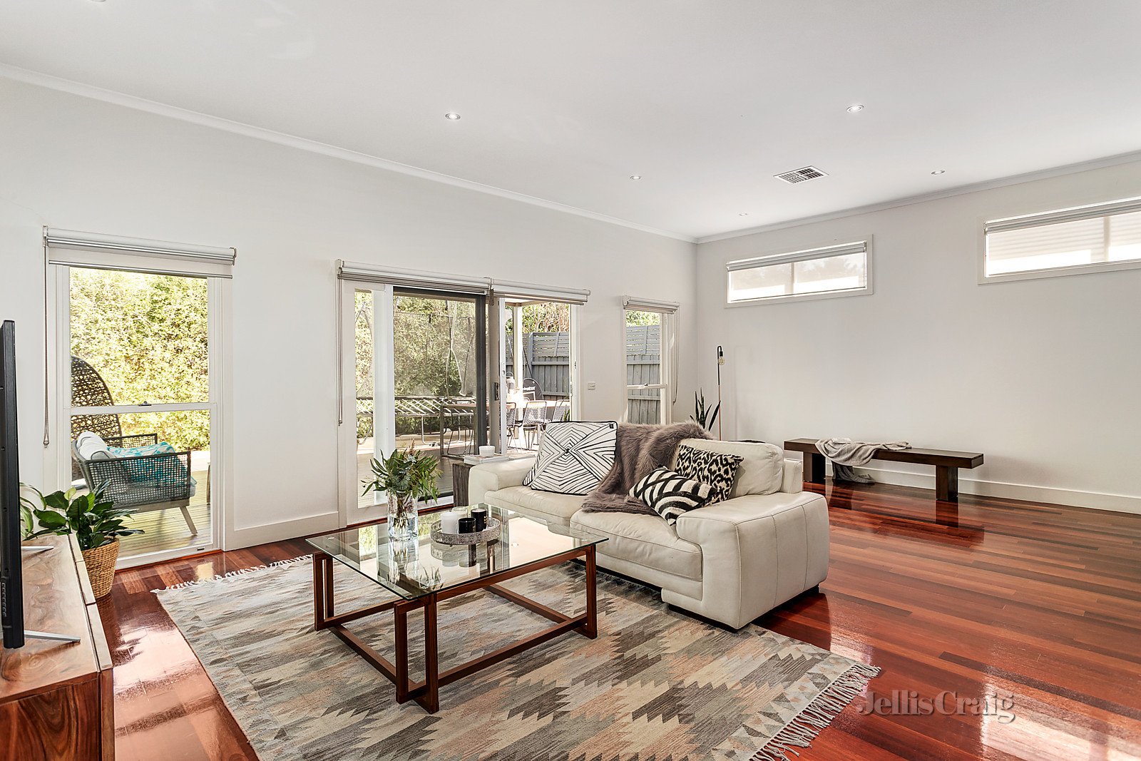 8 Mclean Avenue, Bentleigh image 4