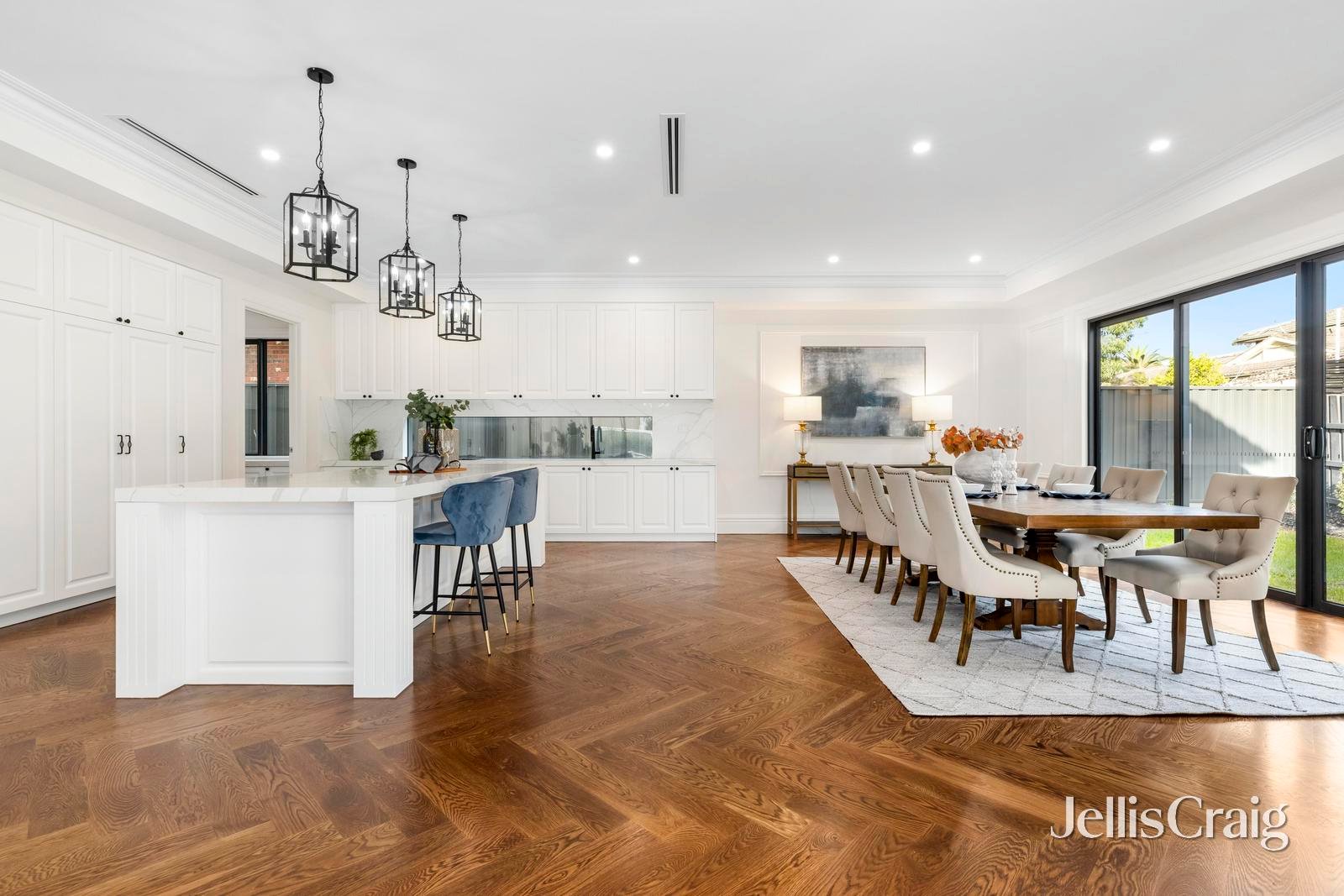 8 Melrose Court, Glen&nbsp;Waverley image 13