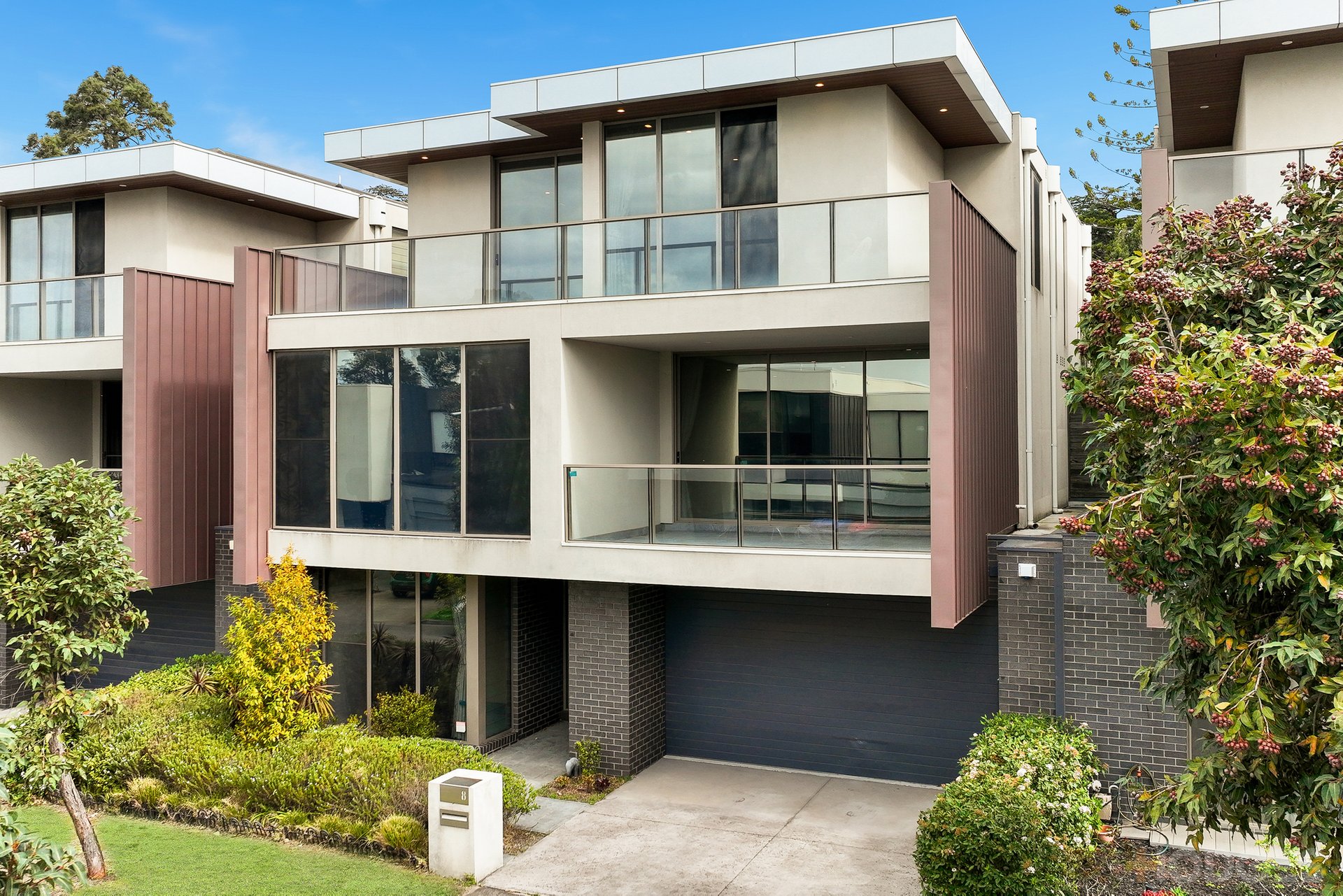 8 Monterey Close Kew
