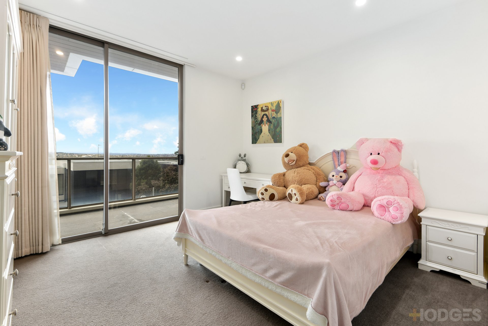 8 Monterey Close Kew