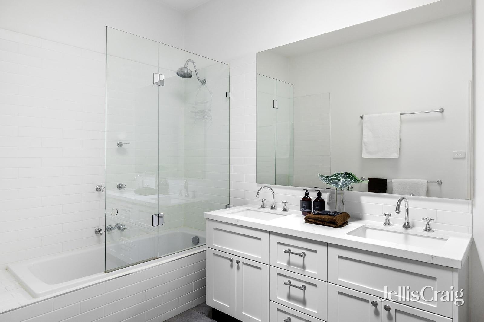 8 Moorhouse Street, Armadale image 9