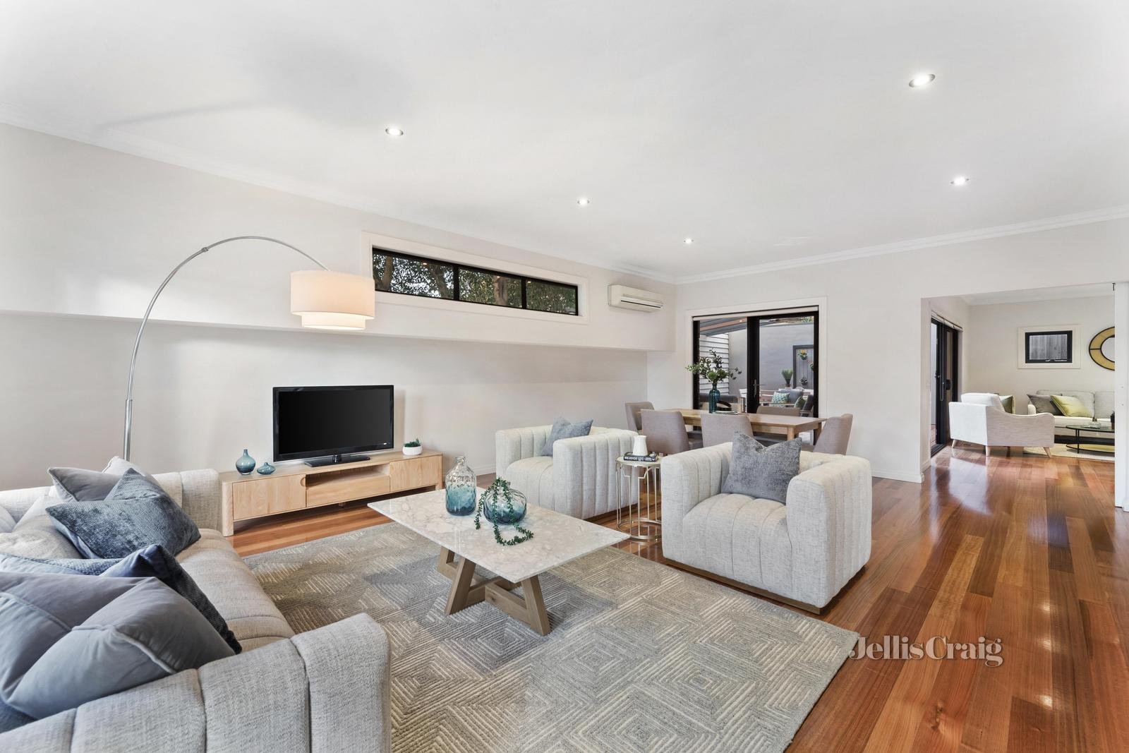 8 Moresby Street, Mitcham image 2