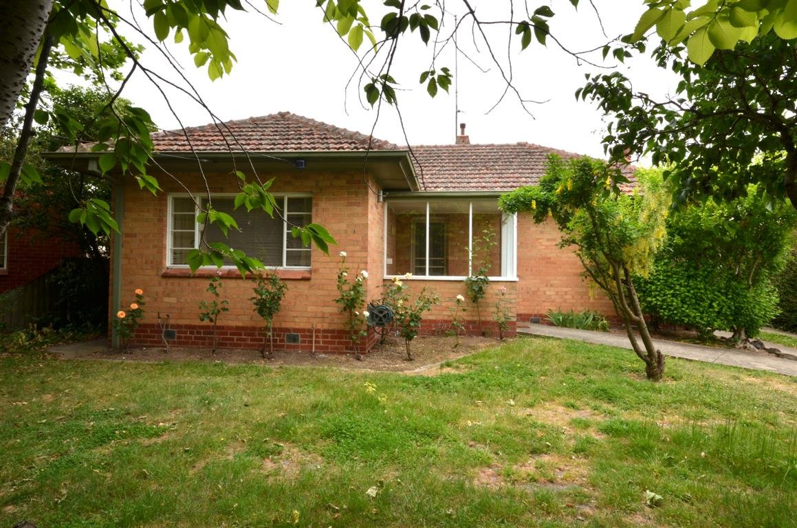 8 Muir Crescent, Newington image 4