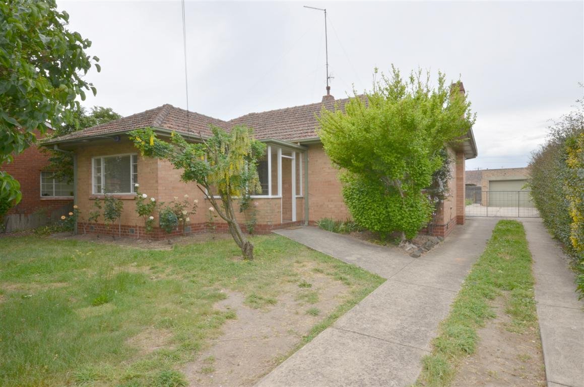 8 Muir Crescent, Newington image 3