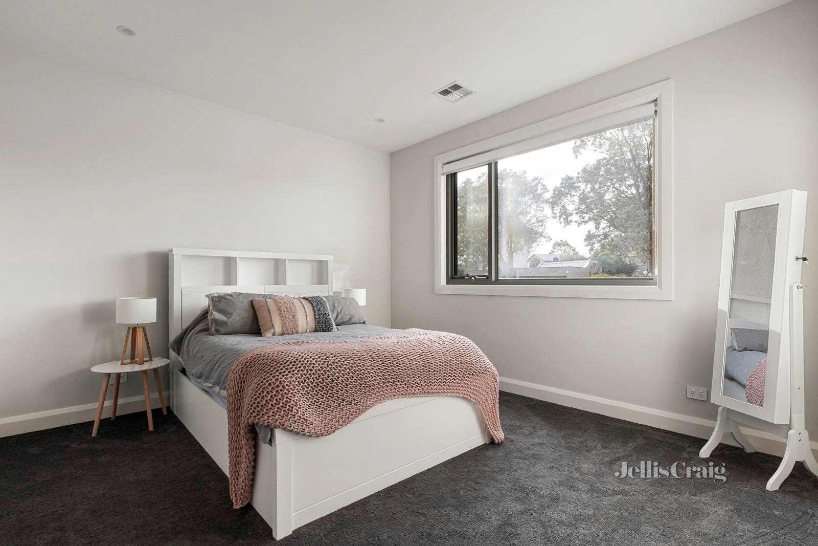 8 Murrays Place, Eltham North image 10