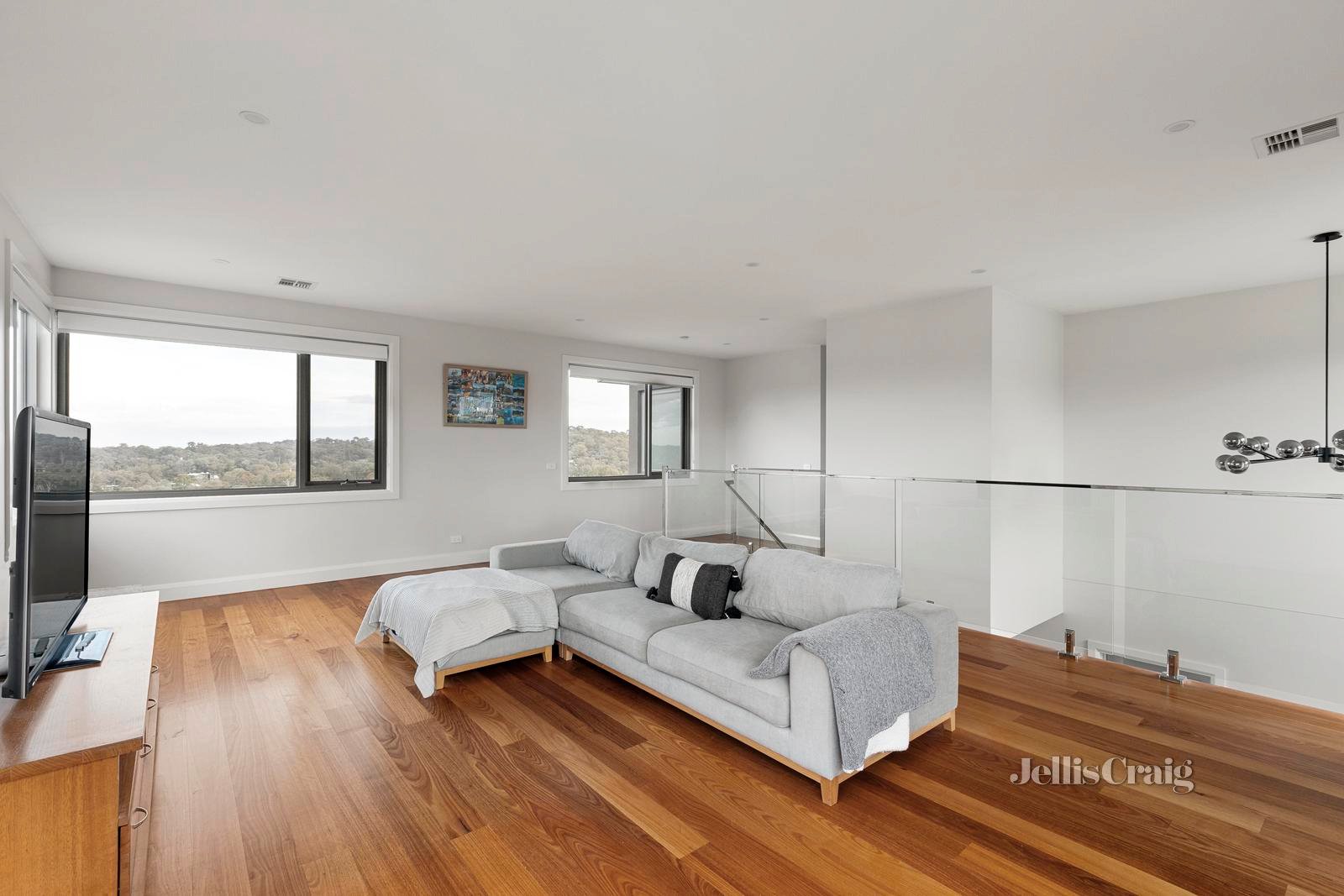 8 Murrays Place, Eltham North image 17