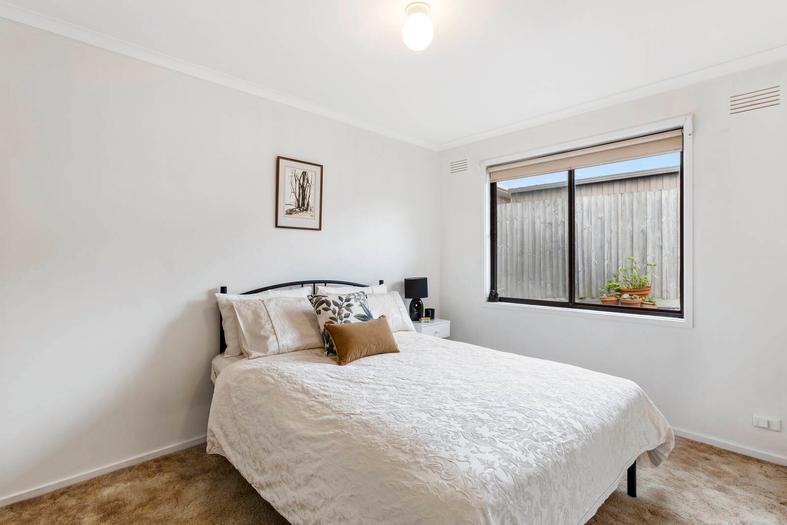 Property Gallery Thumbnail 6