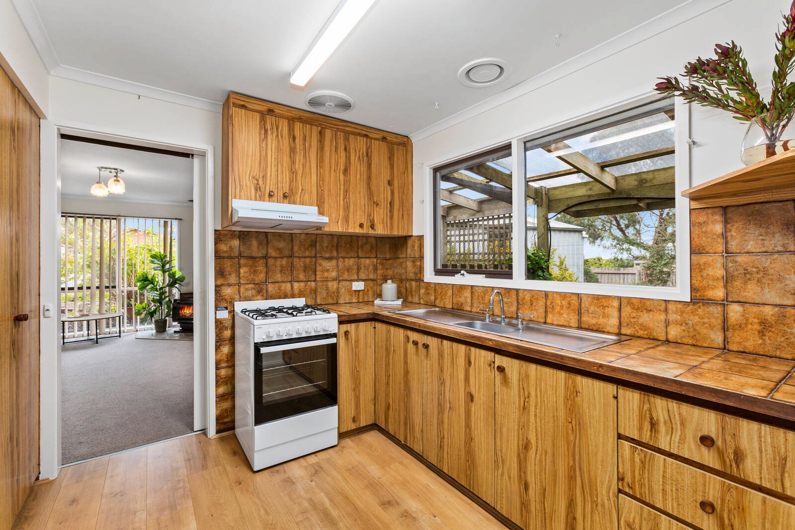 Property Gallery Thumbnail 8